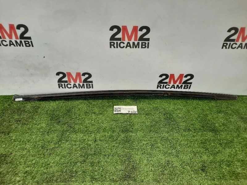 Guarnizione Raschiavetro Porta EST POST SX A1567350900 Mercedes Classe GLA X156 2014