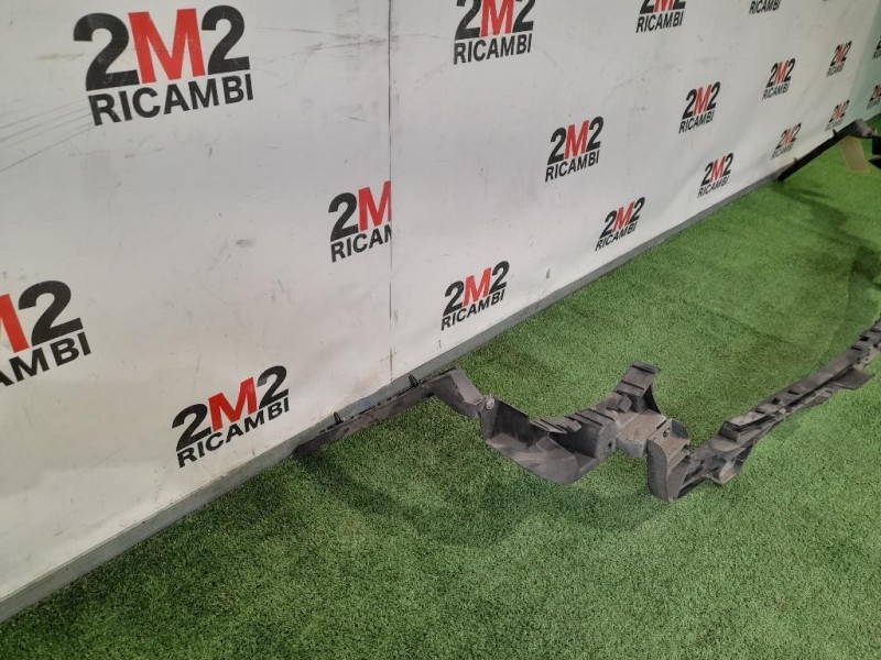 Guida Sostegno Paraurti POST 50513489 Alfa Romeo Giulietta 2010