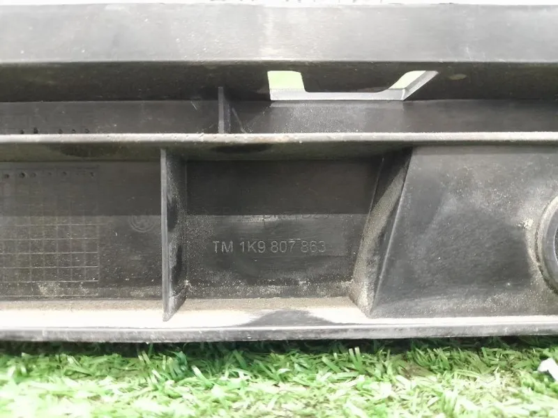 Guida Sostegno Paraurti POST 1K9807863 Volkswagen GOLF V Variant 2007