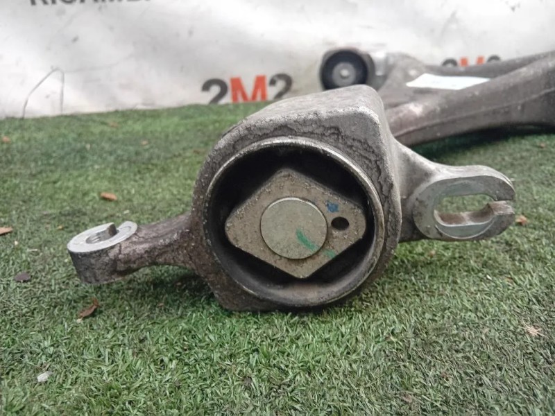 Braccio Oscillante ANT DX BRACCIO OSCILLANTE ANT DX Mercedes Classe ML W166 2012