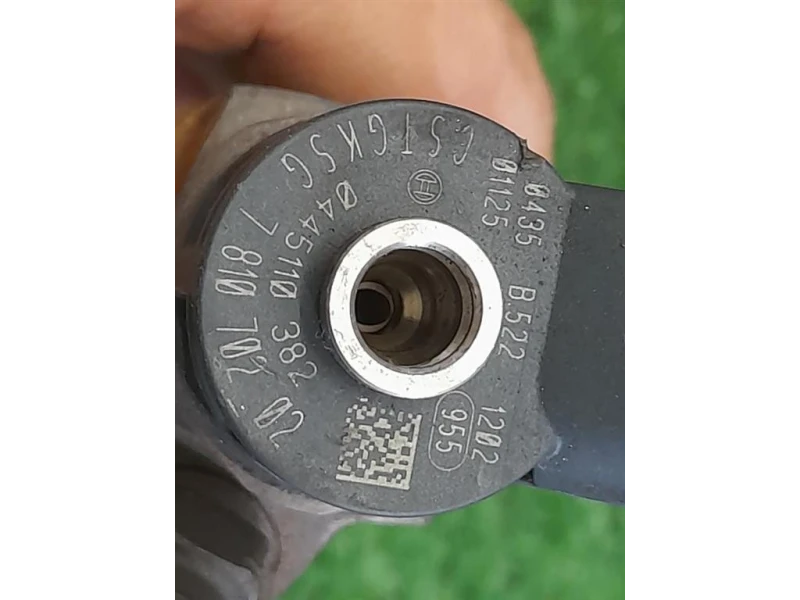 Iniettore 781070202 Bmw Serie 5 F10 Berlina 2010