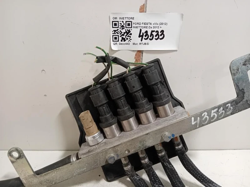 Iniettore INIETTORE Ford Fiesta VI 2012
