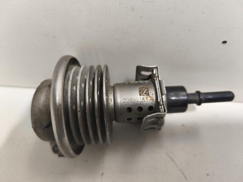 Iniettore Adblue 208993839R Renault Trafic III 2001