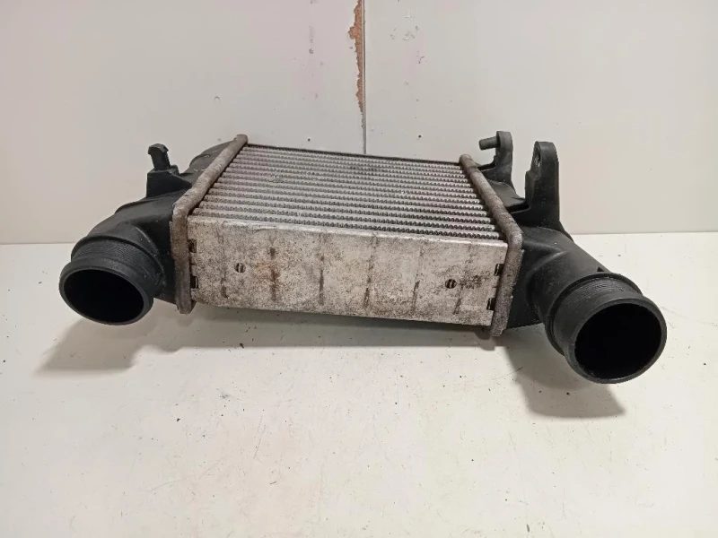 Intercooler 8E0 145 805 S Audi A4 8K2 2012