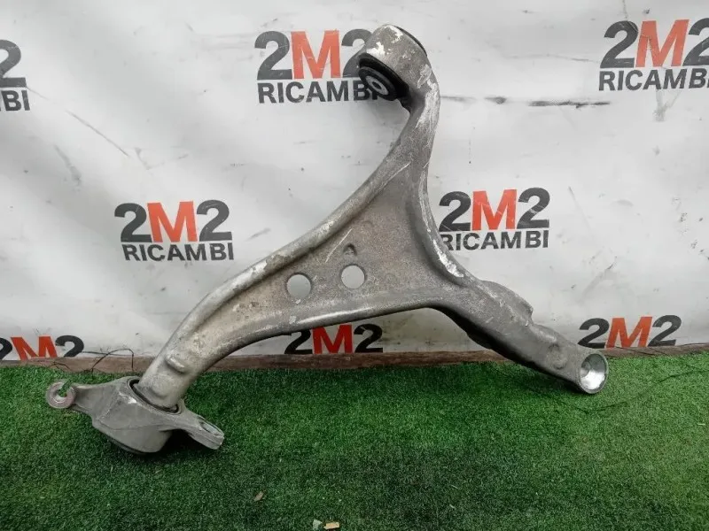 Braccio Oscillante ANT SX BRACCIO OSCILLANTE ANT SX Mercedes Classe ML W166 2012