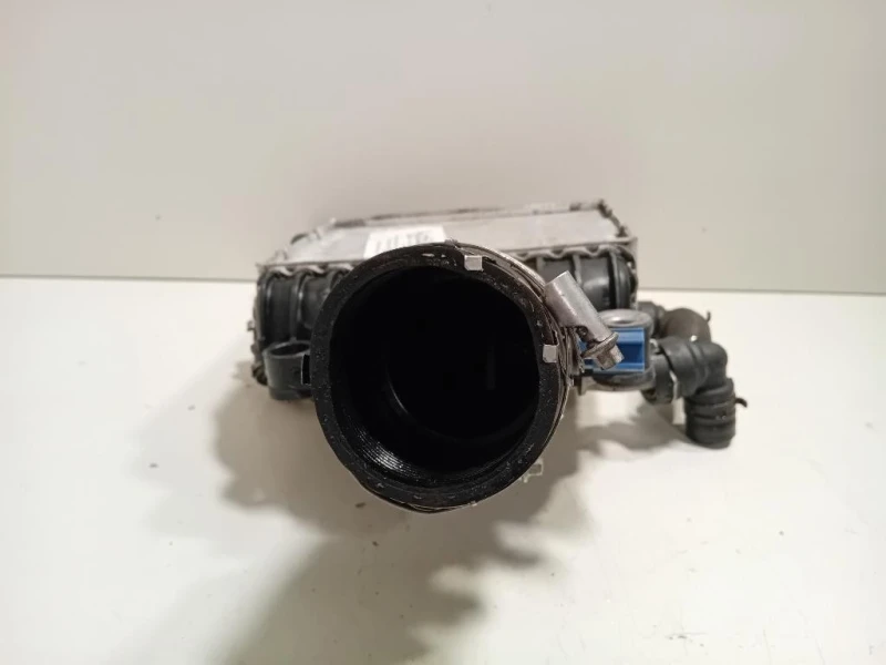 Intercooler GX73-6K775-AB Jaguar XE 2015