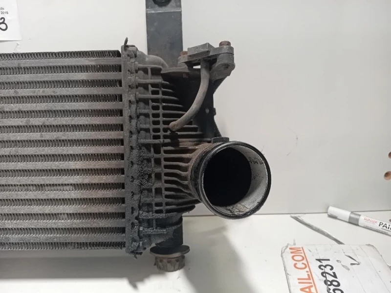 Intercooler V4454002 Nissan Np300 Navara II 2015