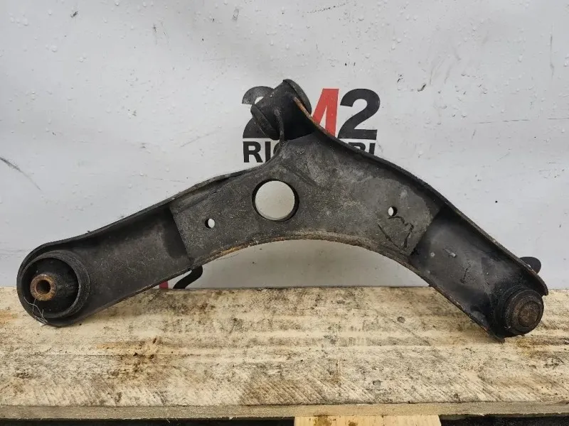 Braccio Oscillante INF ANT SX Ssangyong Tivoli 2015