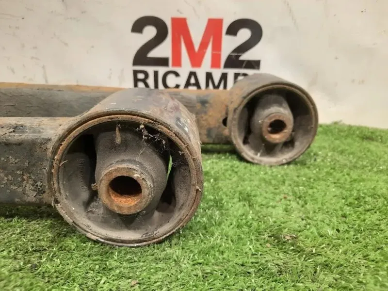 Braccio Oscillante INF POST DX Mitsubishi Pajero III 2000