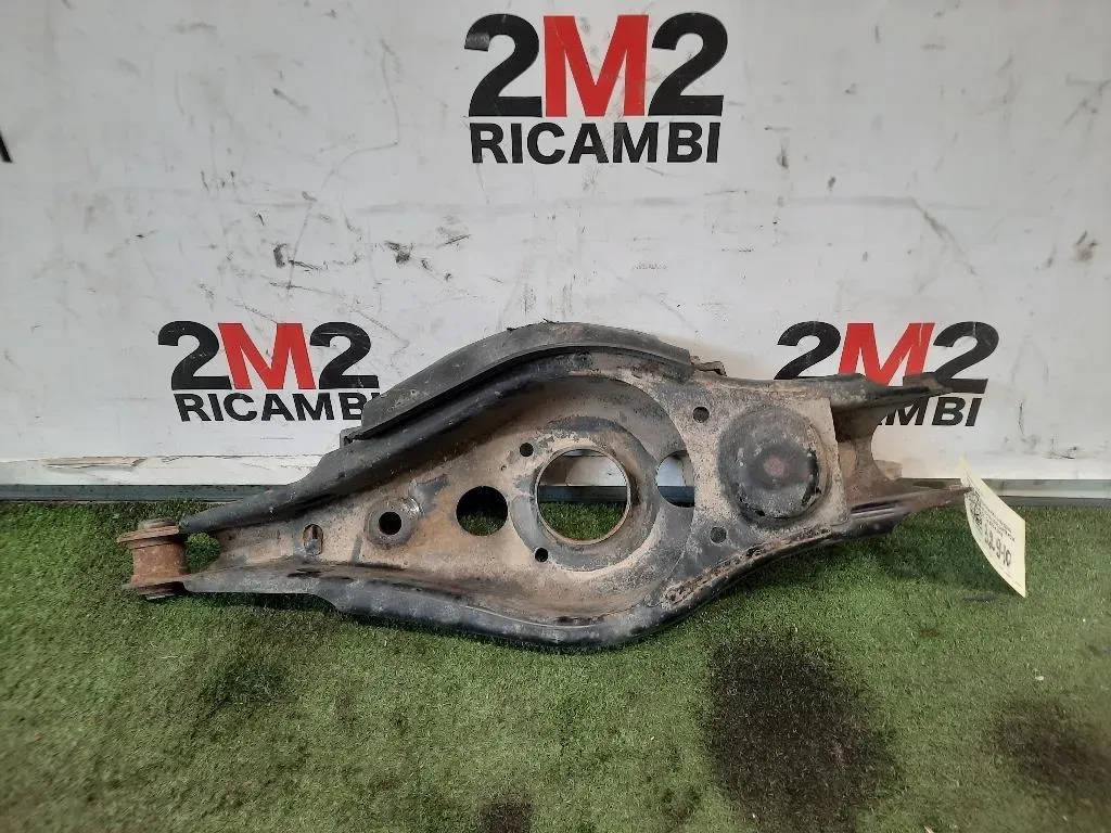 Braccio Oscillante POST DX 48737-42010 Toyota RAV 4 III 2006