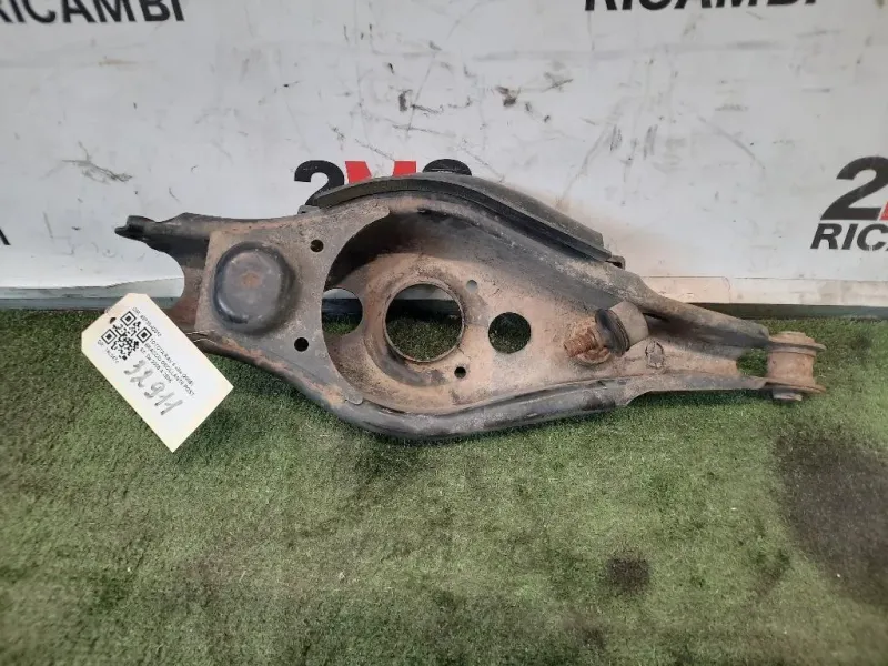 Braccio Oscillante POST SX 48738-42010 Toyota RAV 4 III 2006