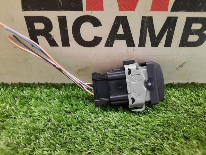 Interruttore Alzacristalli ANT 2808201 BLOCCAGGIO ALZAVETRI Peugeot 307 CC 2001