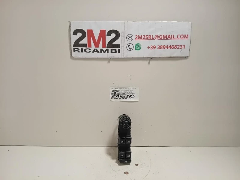 Interruttore Alzacristalli ANT DX INTERRUTTORE ALZACRISTALLI ANT DX Alfa Romeo Giulietta 2010