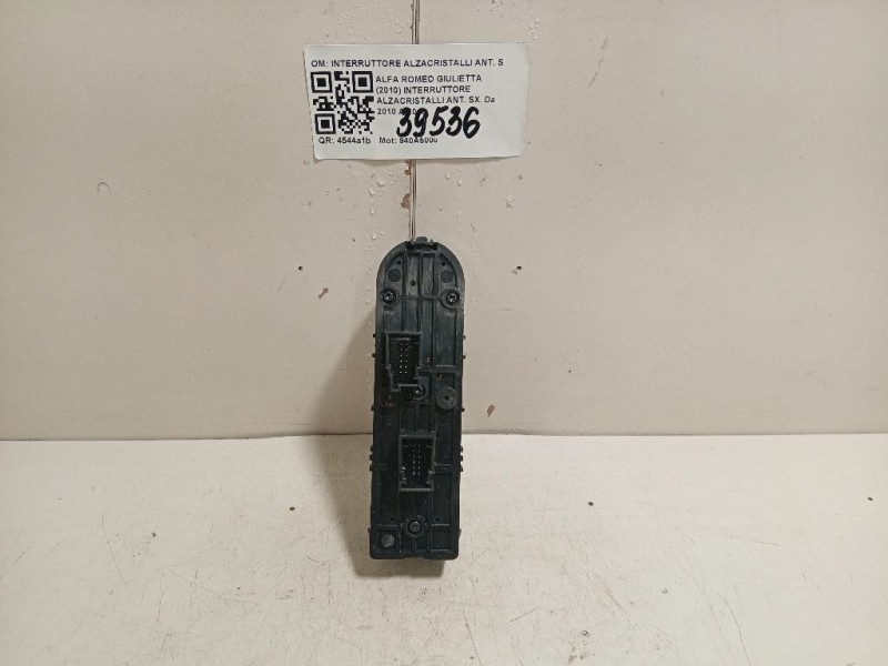 Interruttore Alzacristalli ANT SX INTERRUTTORE ALZACRISTALLI ANT SX Alfa Romeo Giulietta 2010