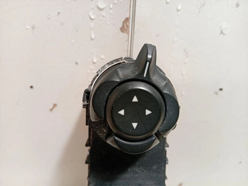 Interruttore Alzacristalli ANT SX INTERRUTTORE ALZACRISTALLI ANT SX Alfa Romeo Giulietta 2010