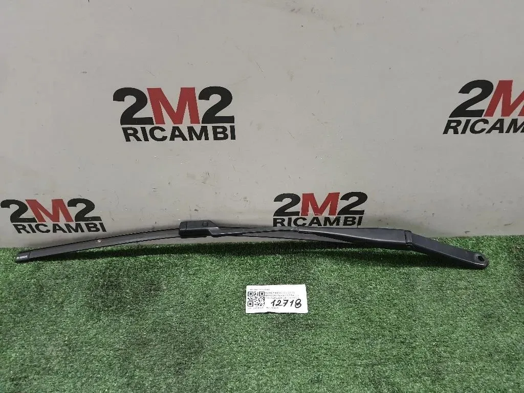Braccio Tergicristallo Parabrezza SX 8A6117526AD SX Ford Fiesta VI 2012