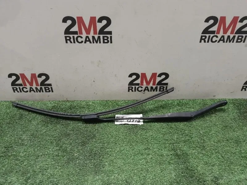 Braccio Tergicristallo Parabrezza SX 8A6117526AD SX Ford Fiesta VI 2012
