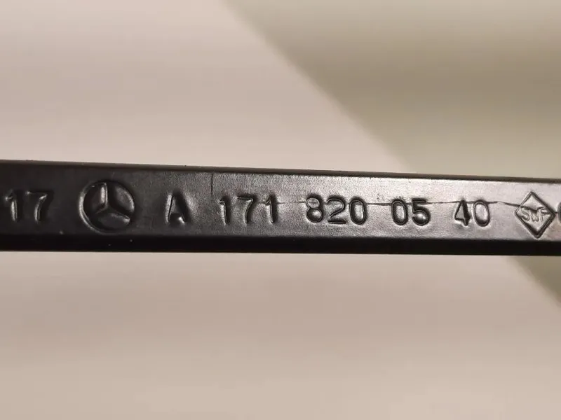 Braccio Tergicristallo Parabrezza SX A1708200540 SX Mercedes Classe SLK R171 2004