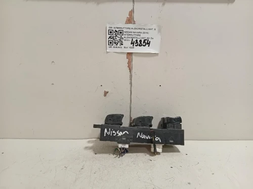 Interruttore Alzacristalli ANT SX INTERRUTTORE ALZACRISTALLI ANT SX Nissan Navara 2010