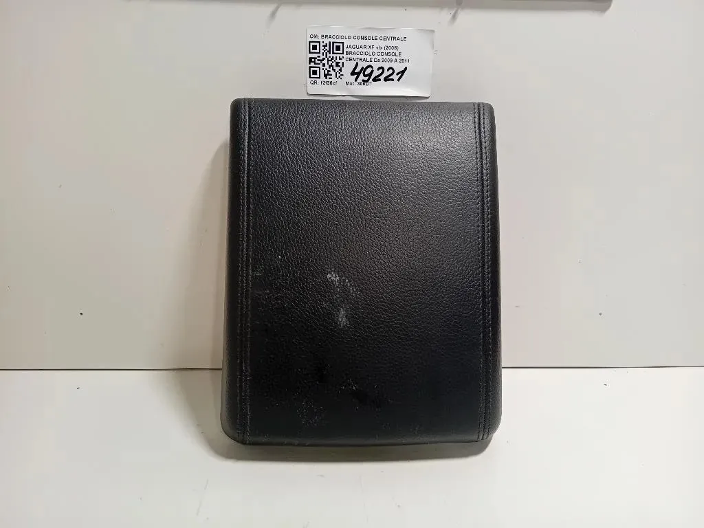 Bracciolo Console Centrale BRACCIOLO CONSOLE CENTRALE Jaguar XF I 2008