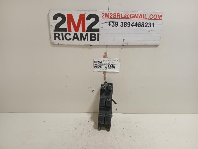 Interruttore Alzacristalli ANT SX INTERRUTTORE ALZACRISTALLI ANT SX Nissan Navara 2010