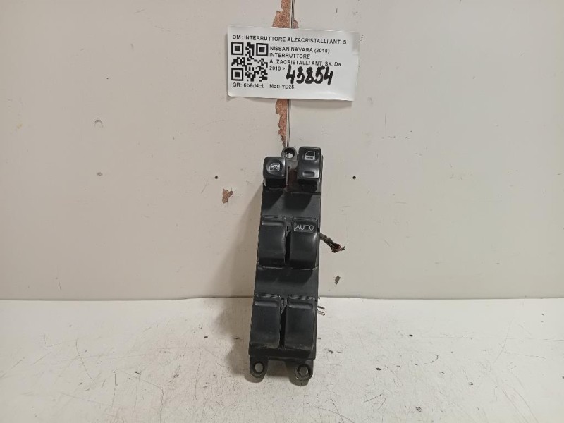 Interruttore Alzacristalli ANT SX INTERRUTTORE ALZACRISTALLI ANT SX Nissan Navara 2010