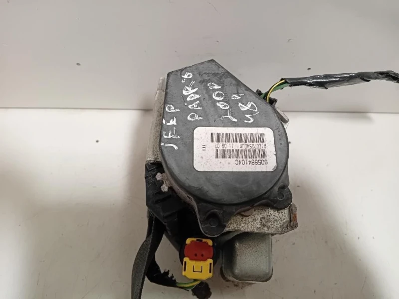 Cintura DI Sicurezza Sedile ANT DX 605884104C Jeep Patriot 2007
