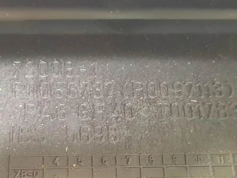 Bracciolo Console Centrale A17168000399D49 Mercedes Classe SLK R171 2004