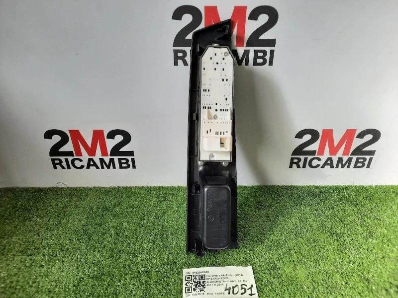 Interruttore Alzacristalli ANT SX 848200D260 Toyota Yaris IV 2014