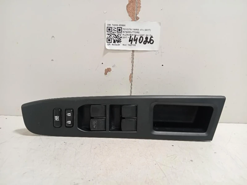 Interruttore Alzacristalli ANT SX 74232-0D690 Toyota Yaris IV 2017