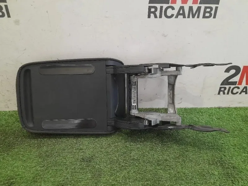 Bracciolo Console Centrale 5G0864207F Volkswagen GOLF VII 2017