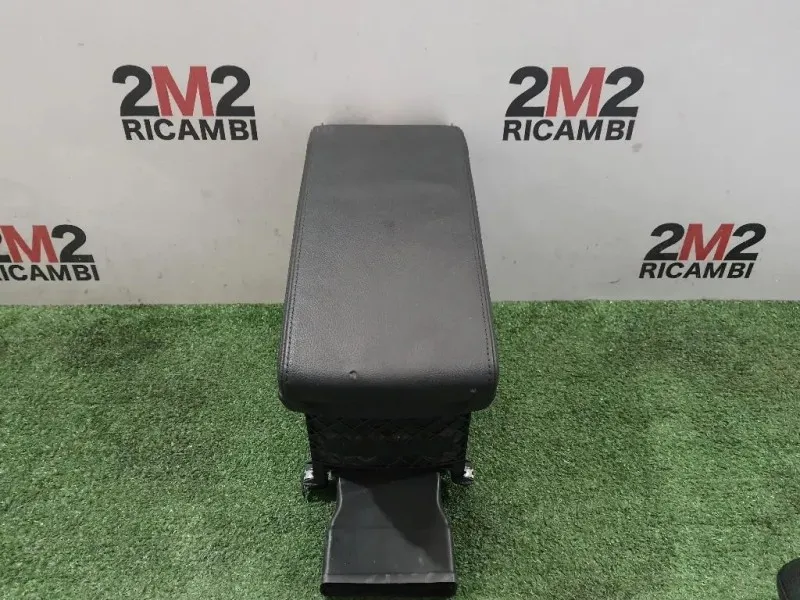 Bracciolo Console Centrale 3AA86420770C Volkswagen Passat VI 2011