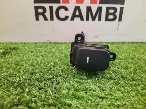 Interruttore Alzacristalli POST SX 4865201110 Kia SOUL I 2011