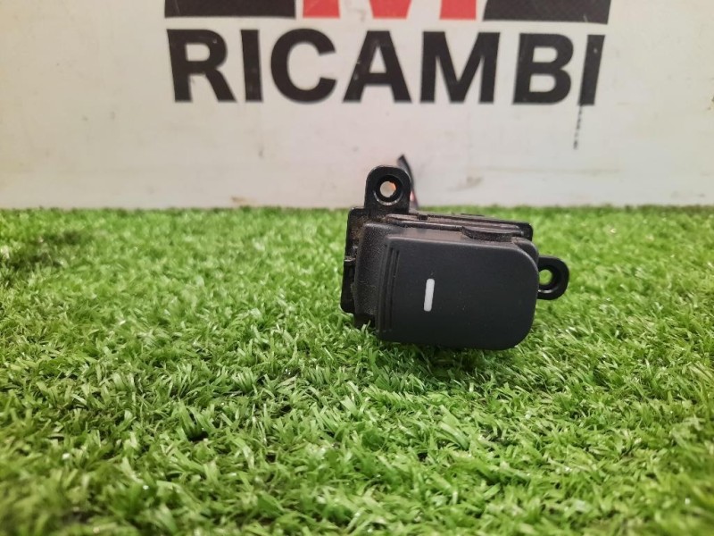 Interruttore Alzacristalli POST SX 4865201110 Kia SOUL I 2011
