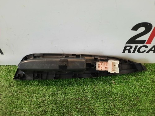 Interruttore Alzacristalli POST SX 254114BA0A Nissan Qashqai II 2014