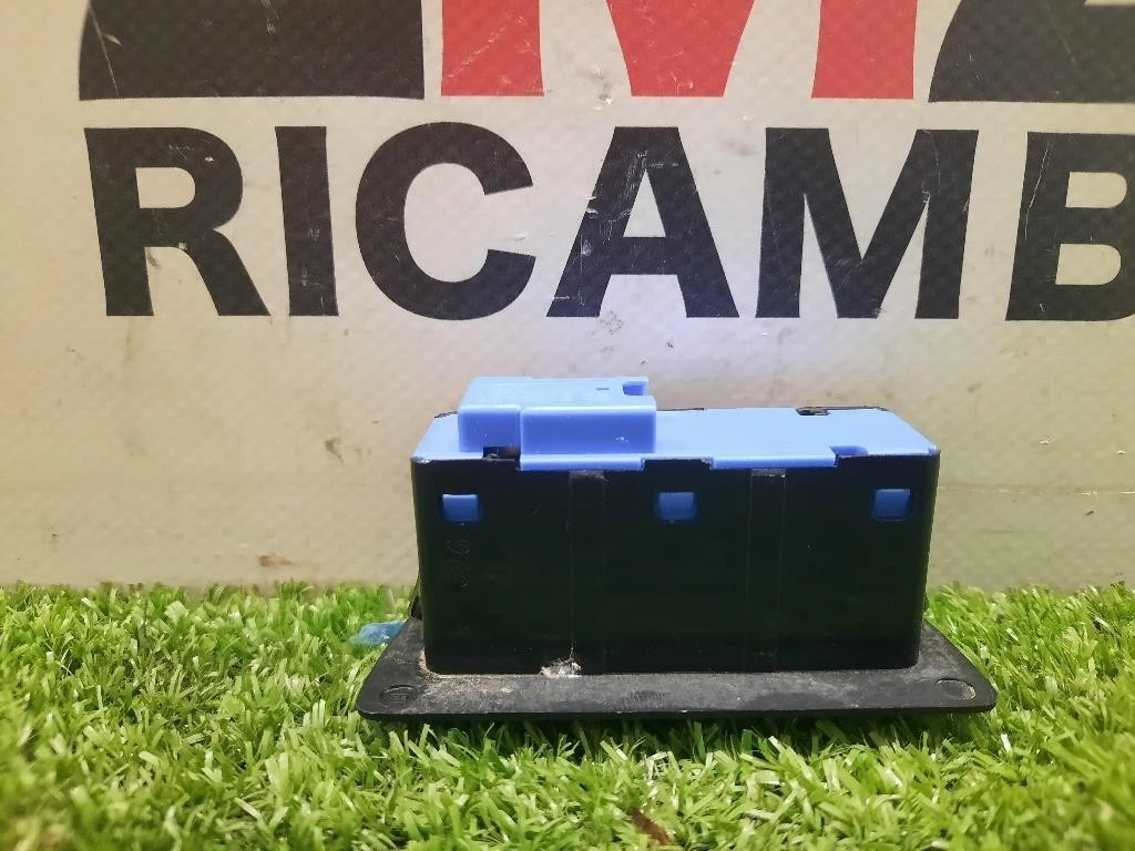 Interruttore Apertura Elettrico LATO Portello 61319275119 Bmw Serie 3 F31 Touring 2015