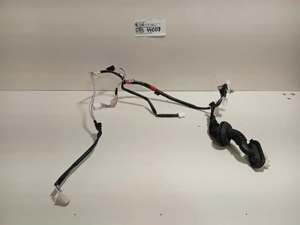 Cablaggio Porta Posteriore SX 82154-0D610 Toyota Yaris IV 2017