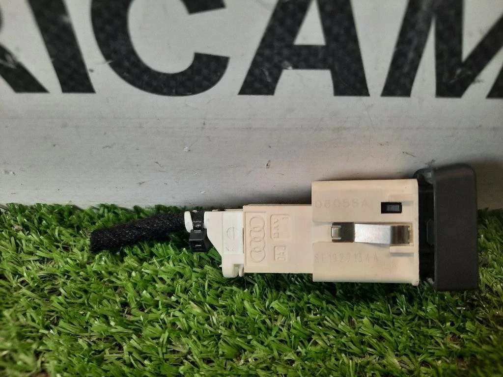Interruttore ESP 8E1927134A PULSANTE Audi A4 8ED Avant 2005