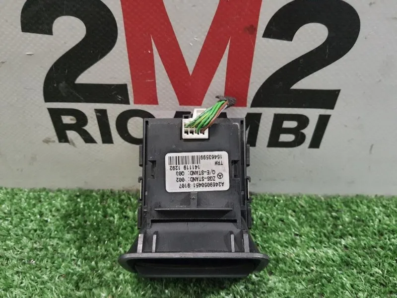 Interruttore Freno A MANO Elettrico A2469050451 Mercedes Classe B W246 2014