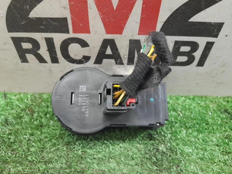Interruttore Illuminazione 13301757 Chevrolet Orlando 2011
