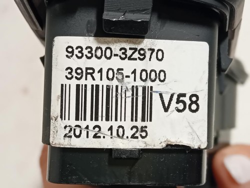Interruttore Illuminazione 93300-3Z970 Hyundai I40 CW 2012