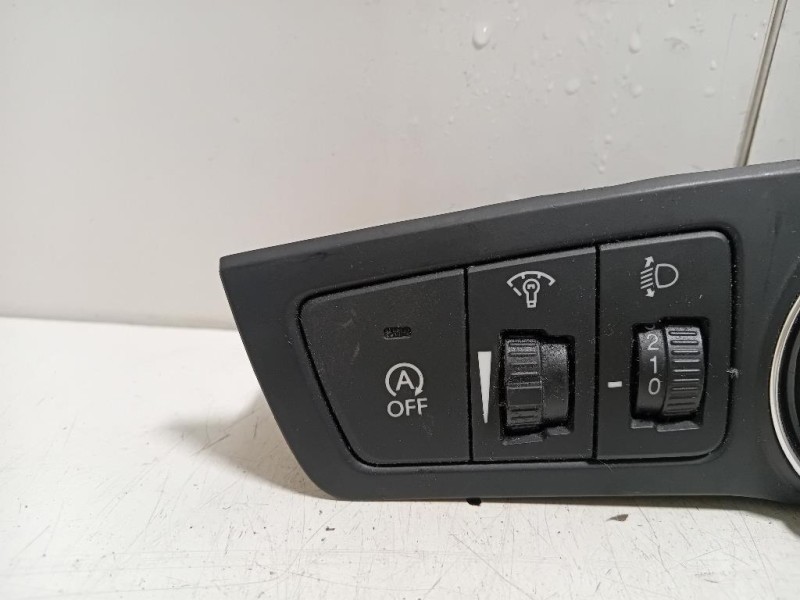 Interruttore Illuminazione 93300-3Z970 Hyundai I40 CW 2012