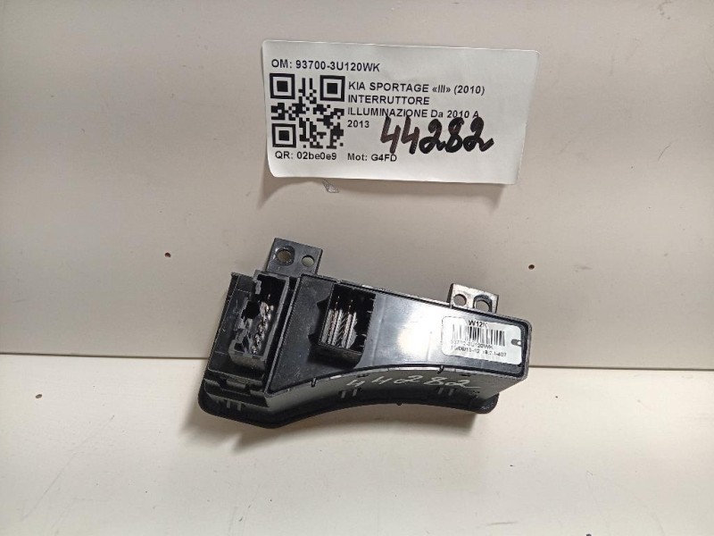 Interruttore Illuminazione 93700-3U120WK Kia Sportage III 2010