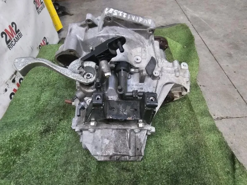 Cambio PNW 02U300050T Audi A1 8XF Sportback 2015