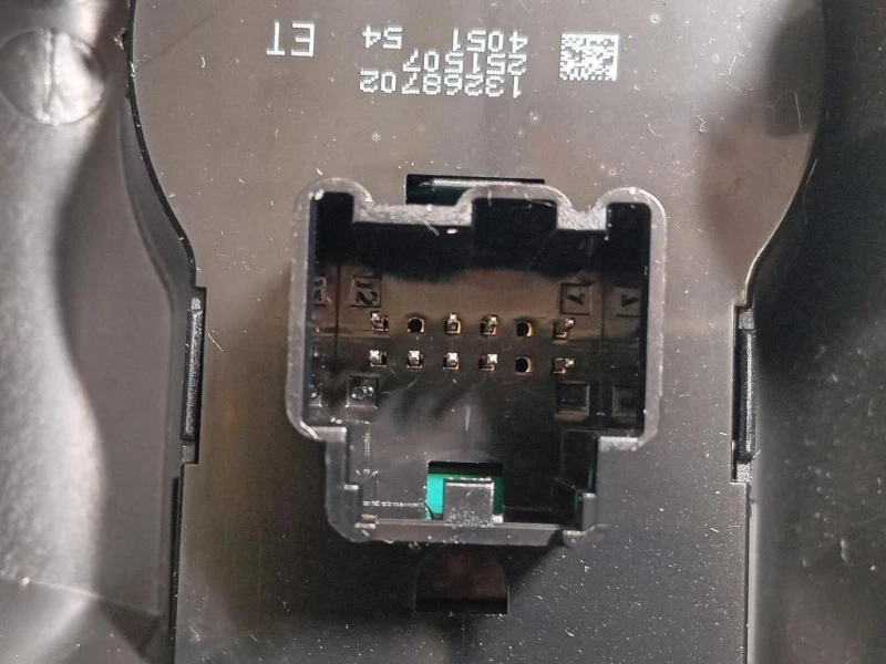 Interruttore Illuminazione 13257557 Opel Astra J 2012