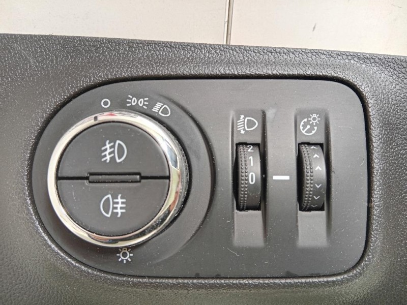 Interruttore Illuminazione 460029937 Opel Corsa E 2014