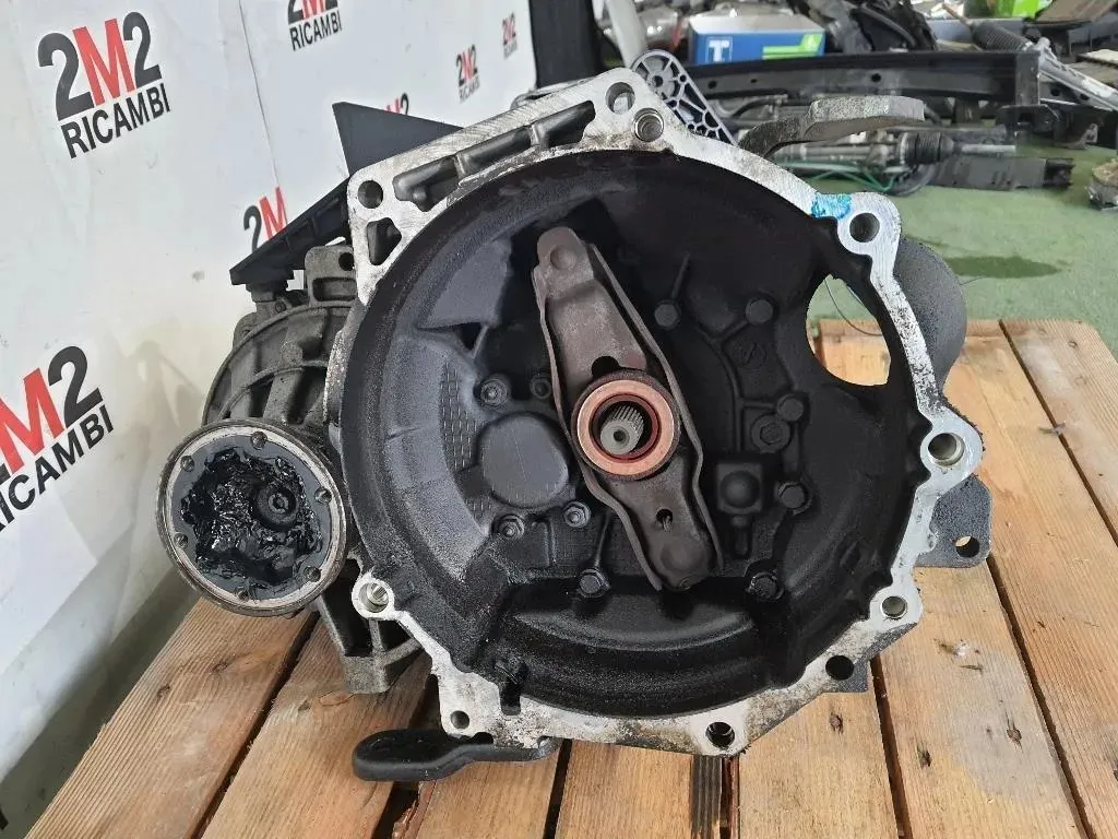 Cambio BLS 105 CV JCR5S 0A4300045 Audi A3 8PA Sportback 2008