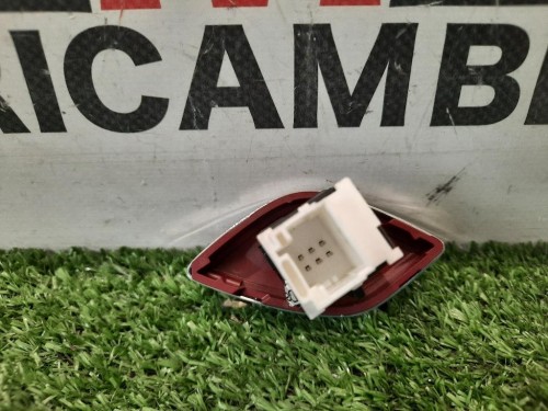 Interruttore LUCI Emergenza 96669616KR Citroen C3 III 2016