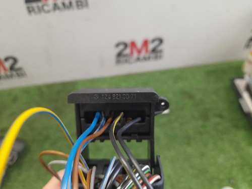 Interruttore LUCI Emergenza A1248200110 1248210071 Mercedes Classe E W124 1985