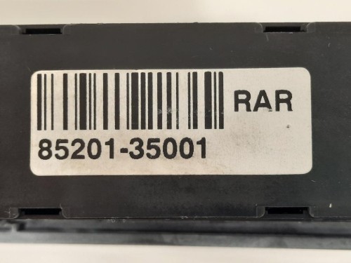 Interruttore LUCI Emergenza 85201-35001 Ssangyong Tivoli 2015